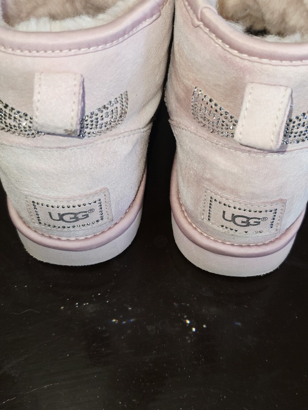 UGG PINK CRYSTAL BOW